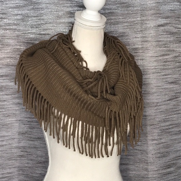 BROWN FRINGE INFINITY SCARF - Picture 2 of 5